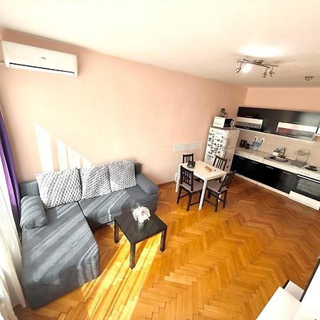 Lovely City Center 1Bd, 1Bt Apartment Sofia Zewnętrze zdjęcie