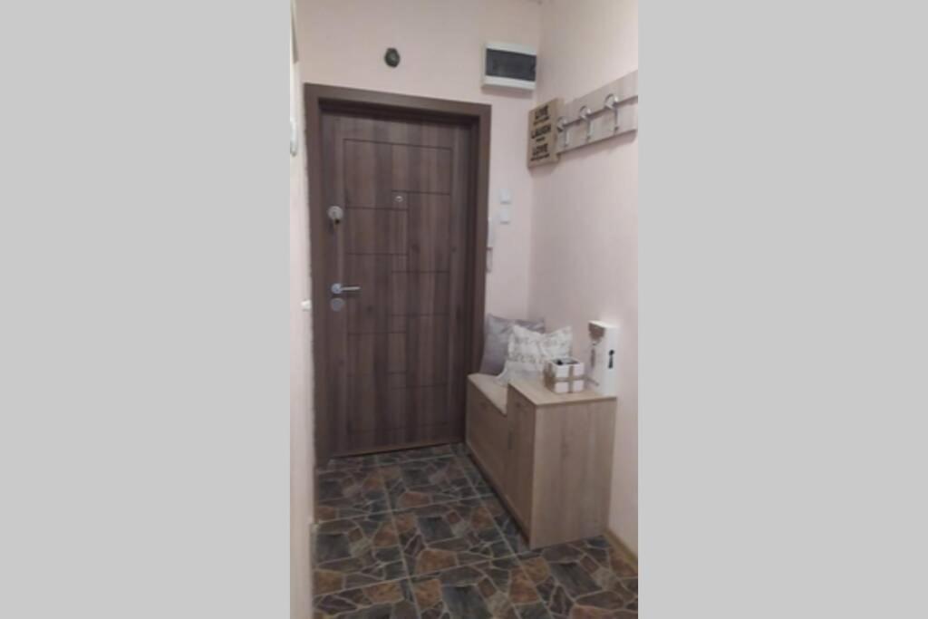Lovely City Center 1Bd, 1Bt Apartment Sofia Zewnętrze zdjęcie